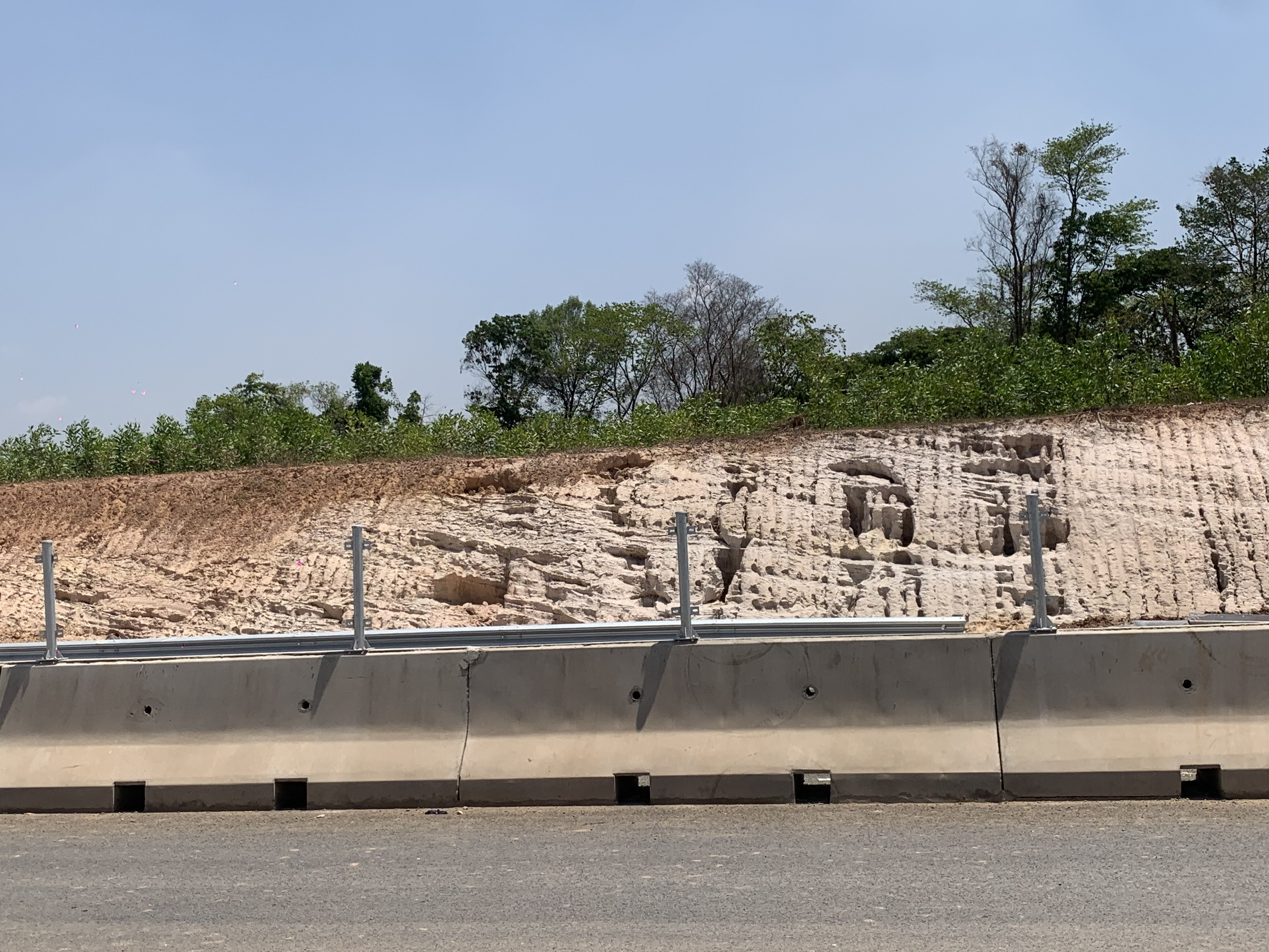 z7723297377277_85eee9bc523e5980afb8728dfba8b722